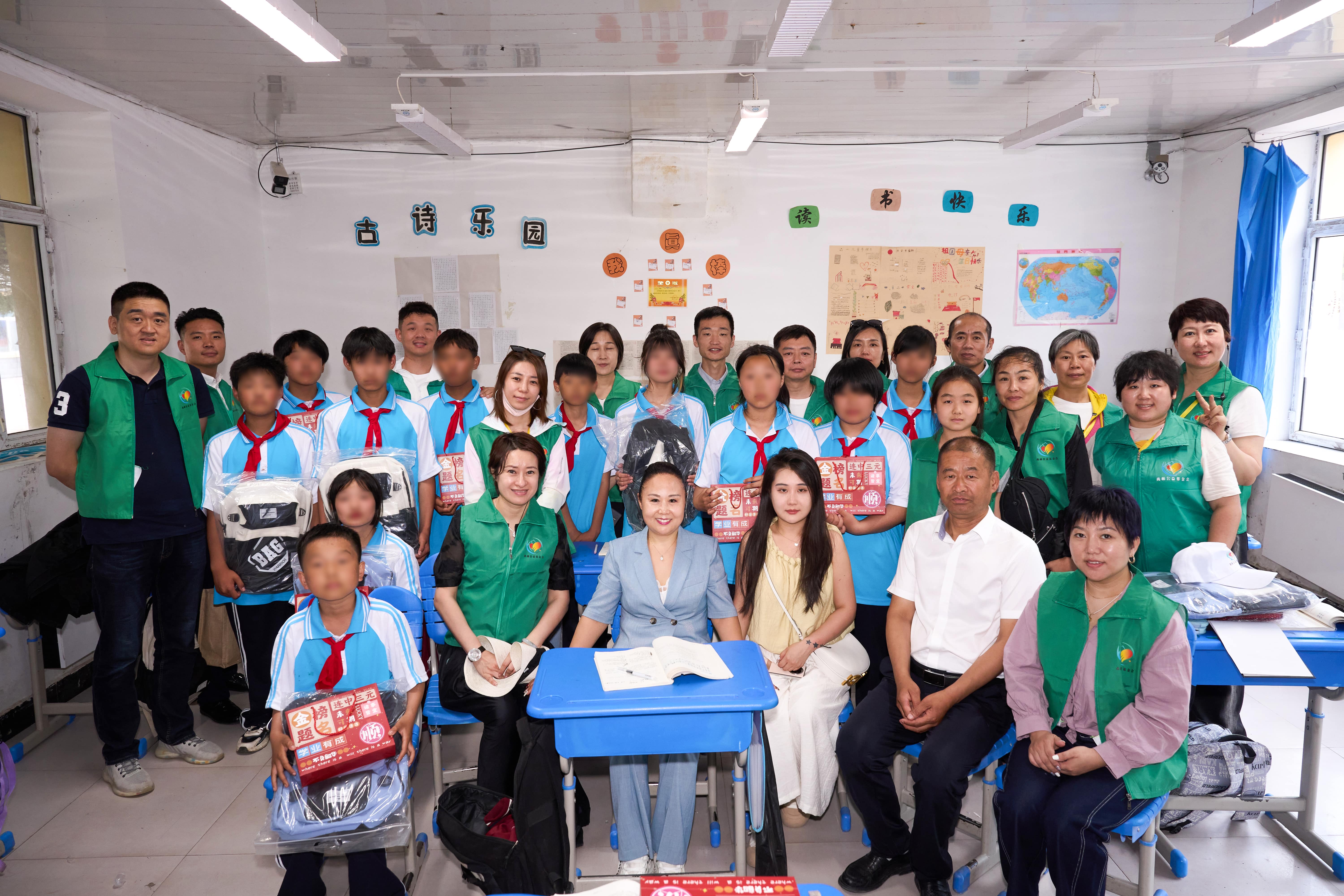 第254所 黑龙江巴彦县黑山镇民乐村1XBET官网侯玉霞学校 第254所 黑龙江巴彦县黑山镇民乐村1XBET官网侯玉霞学校