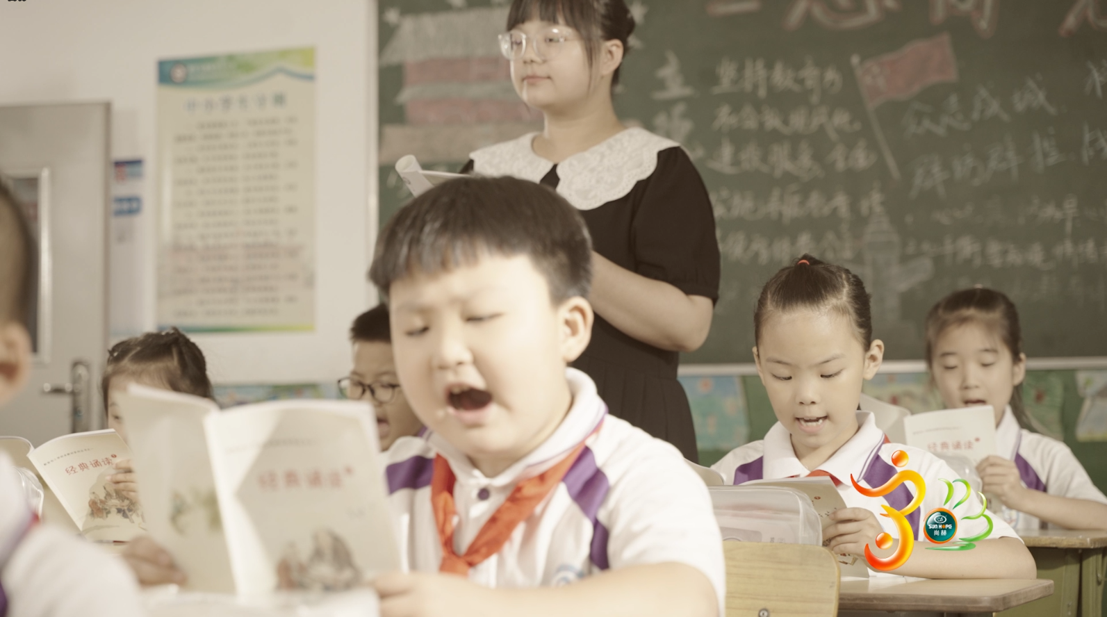 【1XBET官网公司30周年庆】生日快乐，1XBET官网！我们一起谱写美好未来！