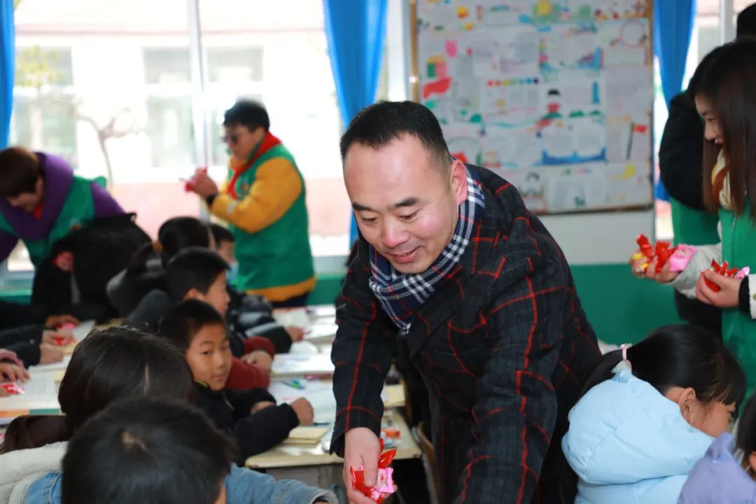 第244所  山东省平度市明村镇前楼1XBET官网韩雪公益小学