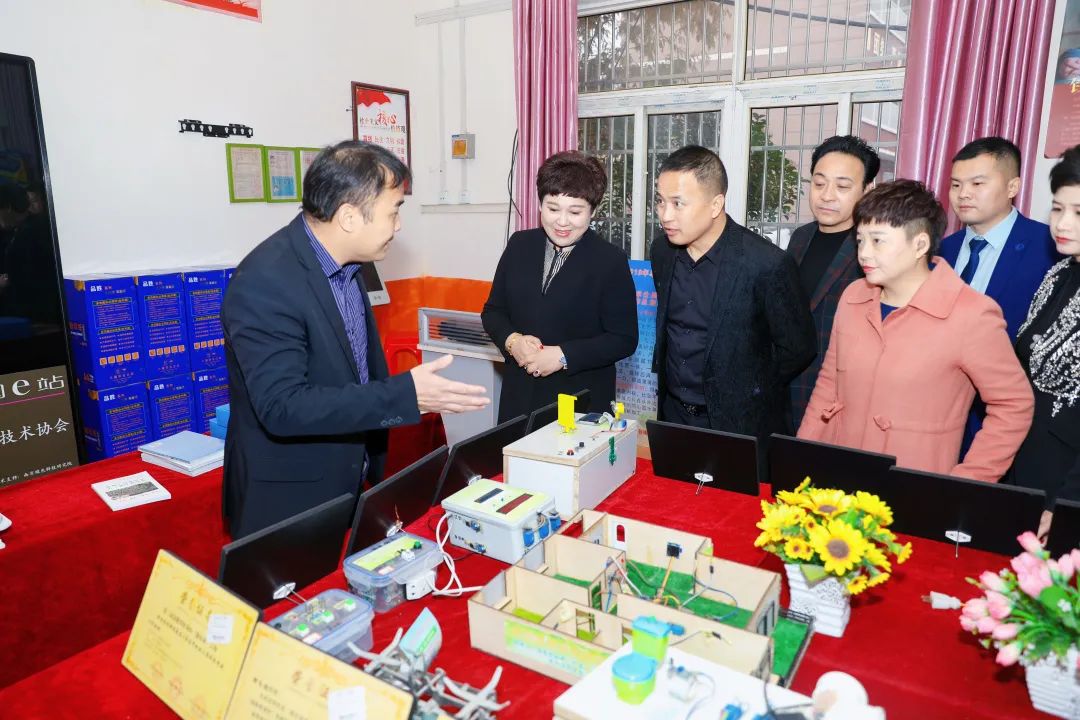 第225所 安徽省阜阳市颍泉区伍明1XBET官网郭振小学