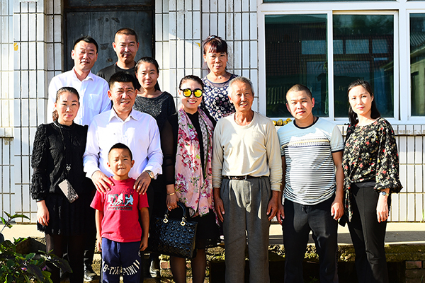第66所 铁岭市西丰县营厂满族乡1XBET官网谭迎春小学