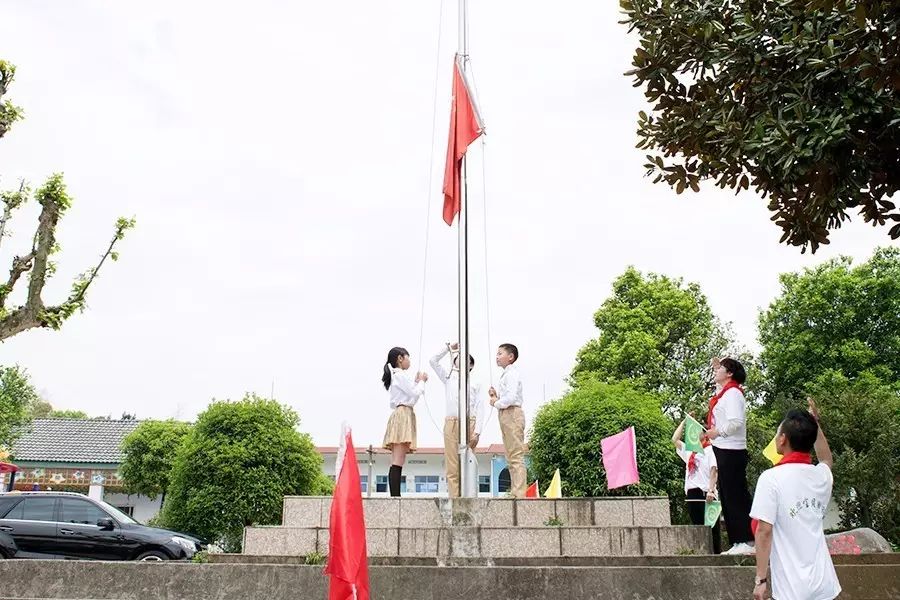 第81所 衢州市龙游县官潭福和1XBET官网万宝雪小学 第81所 衢州市龙游县官潭福和1XBET官网万宝雪小学
