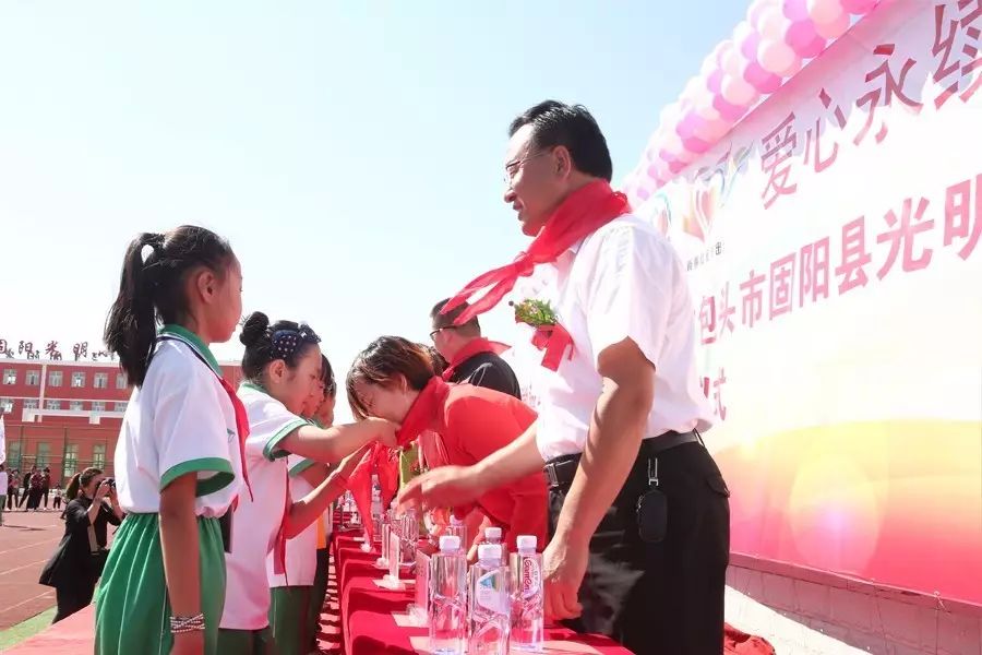 第119所 包头市固阳县光明1XBET官网刘金萍小学