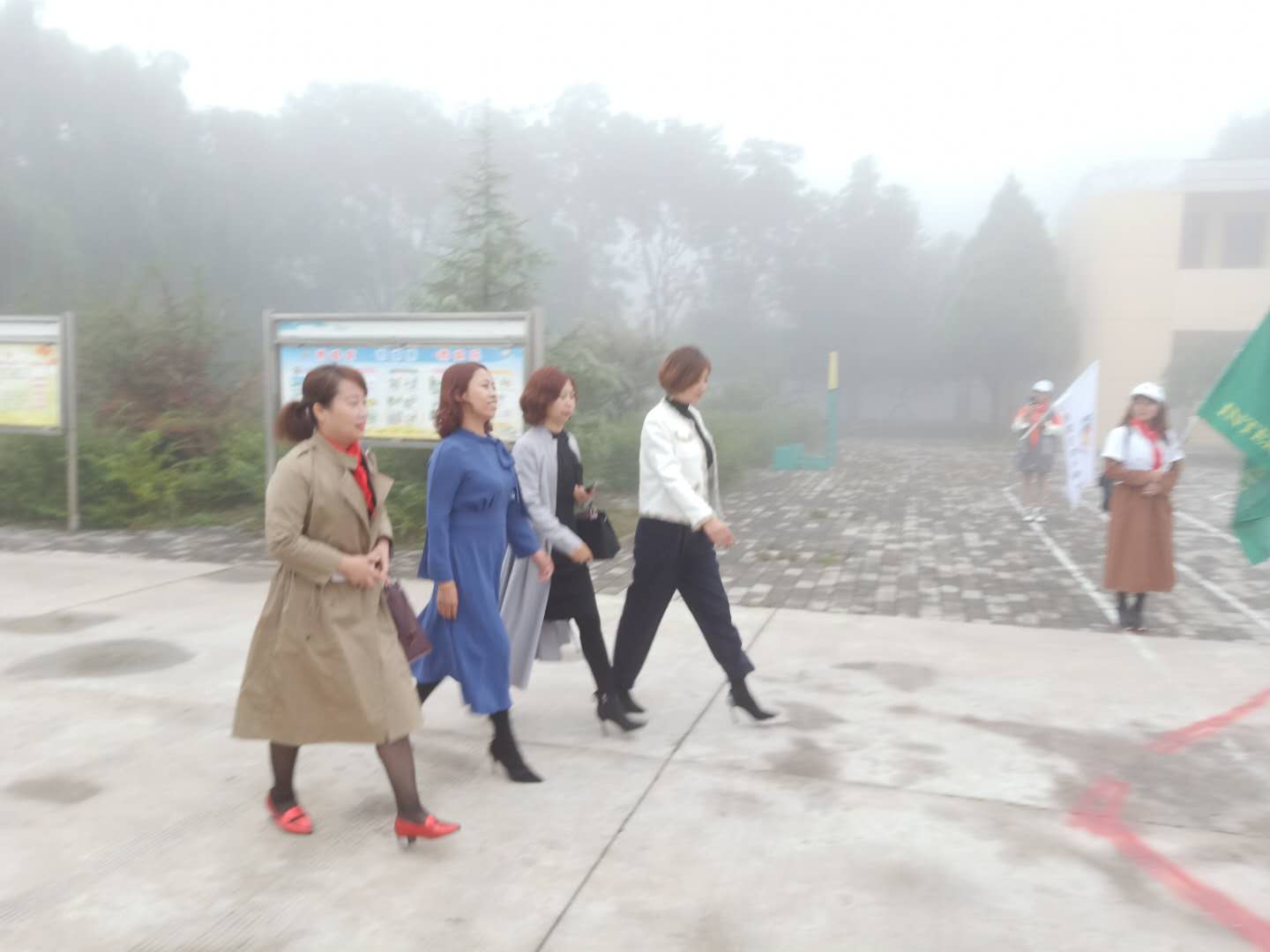 第170所 西安市临潼区1XBET官网石爽小学 第170所 西安市临潼区1XBET官网石爽小学