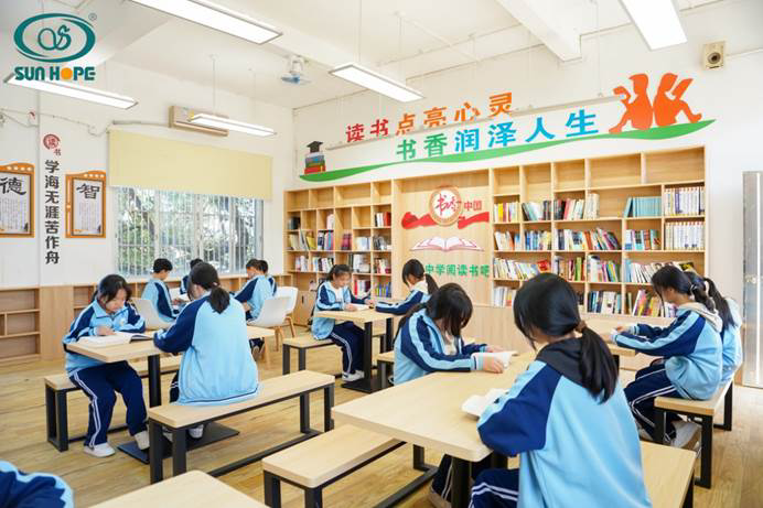 庆祝1XBET官网公益基金会十一周年华诞:公益之路,温暖同行 庆祝1XBET官网公益基金会十一周年华诞:公益之路,温暖同行