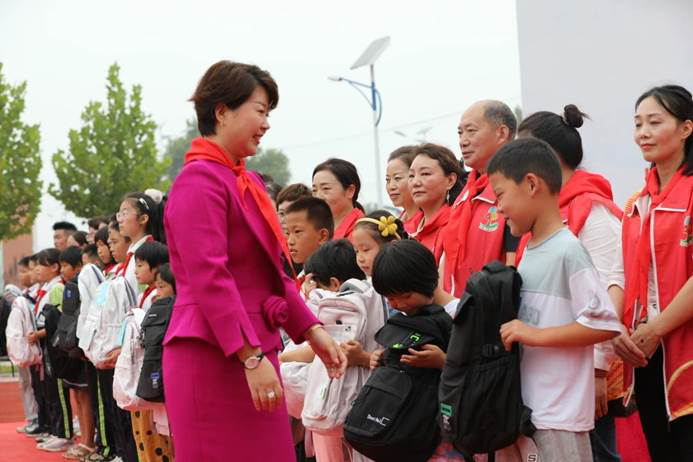 第235所 山东省平度市崔家集镇中庄1XBET官网徐超小学